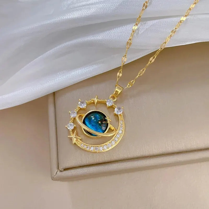 Collier "COSMOS" Astronaute Lune et Planète
