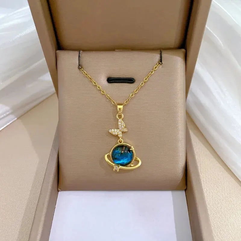 Collier "COSMOS" Astronaute Lune et Planète