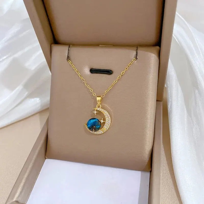 Collier "COSMOS" Astronaute Lune et Planète